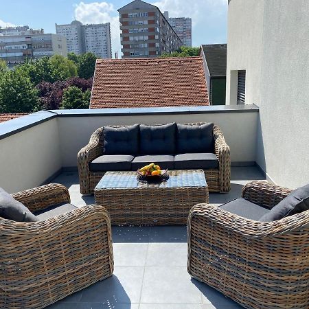 4-Star Zagreb Penthouse Apartment ภายนอก รูปภาพ
