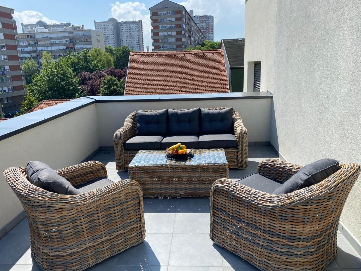 4-Star Zagreb Penthouse Apartment ภายนอก รูปภาพ